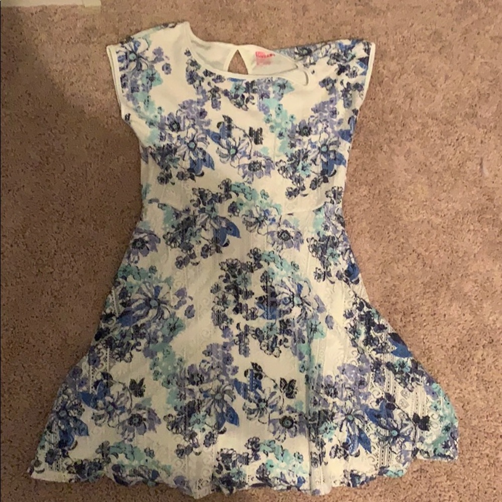 Cute school dance or prom dress